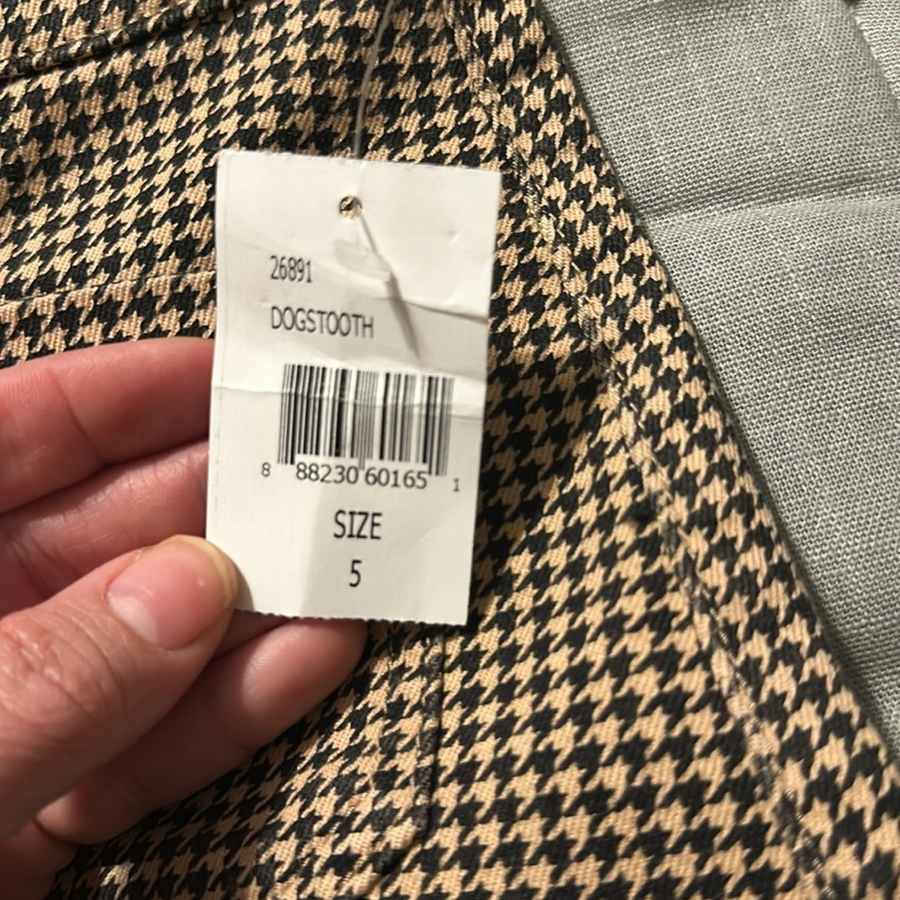 DL1961‎ Girls' Jenny Toddler Mini Skirt Size 5 Color Dogstooth - Picture 7 of 7